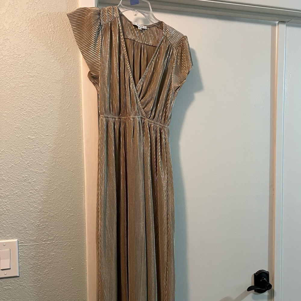 Baltic born gold dress - Picture 2 of 5